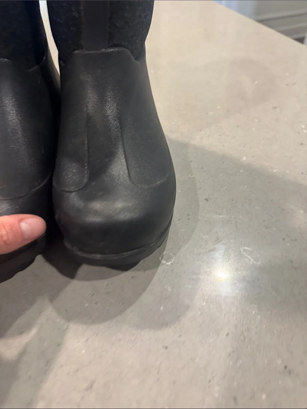Bogs Kids Black Waterproof Pull-On Snow Boots with Easy Grip Handles